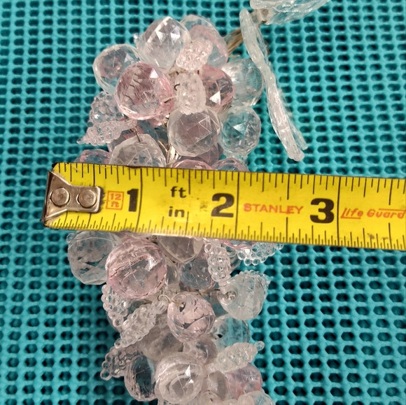 Glass Grape Vine - Picture 9 of 9